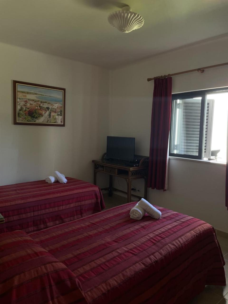 Apartamentos Santa Teresinha Alvor Exterior photo