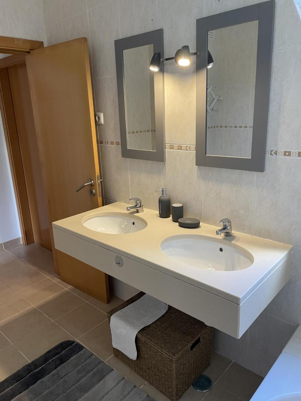Apartamentos Santa Teresinha Alvor Exterior photo