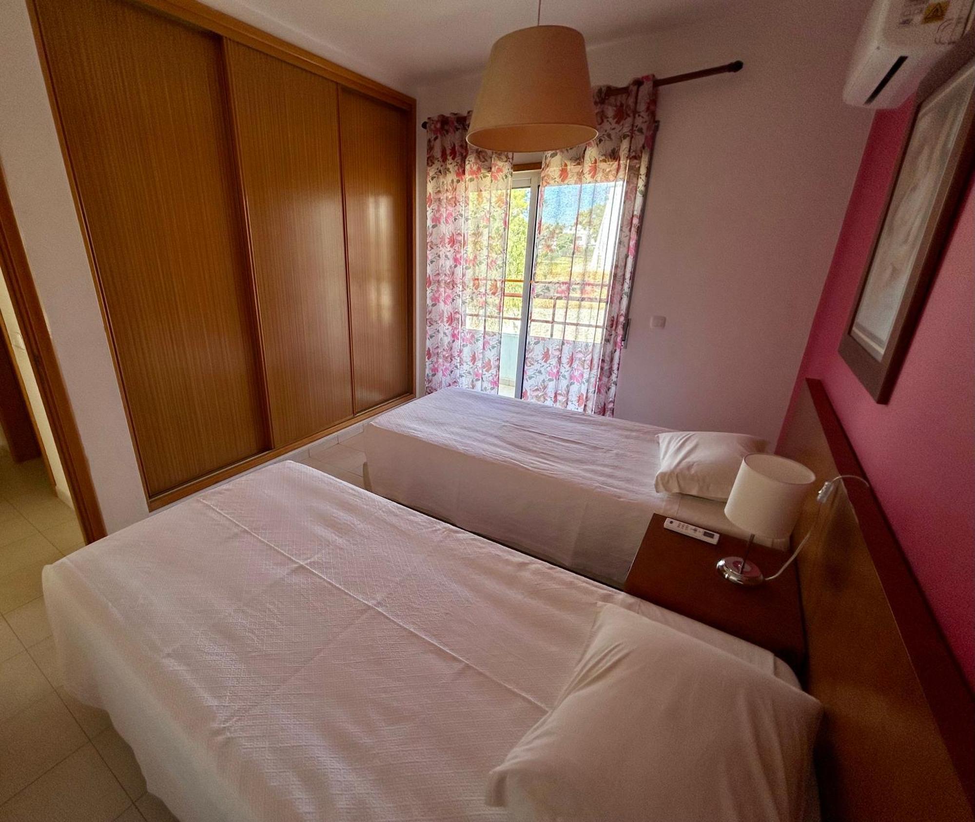 Apartamentos Santa Teresinha Alvor Exterior photo