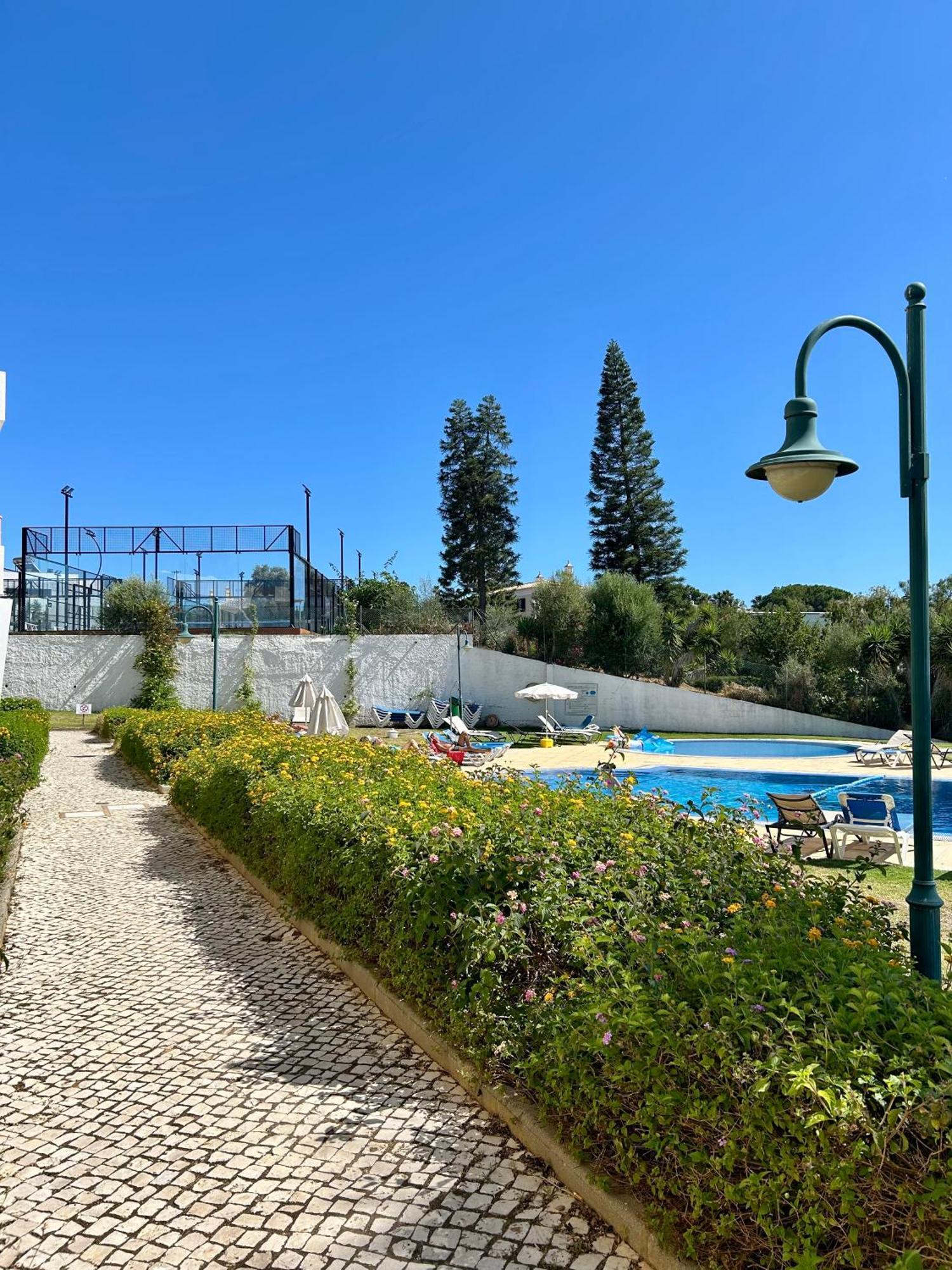 Apartamentos Santa Teresinha Alvor Exterior photo