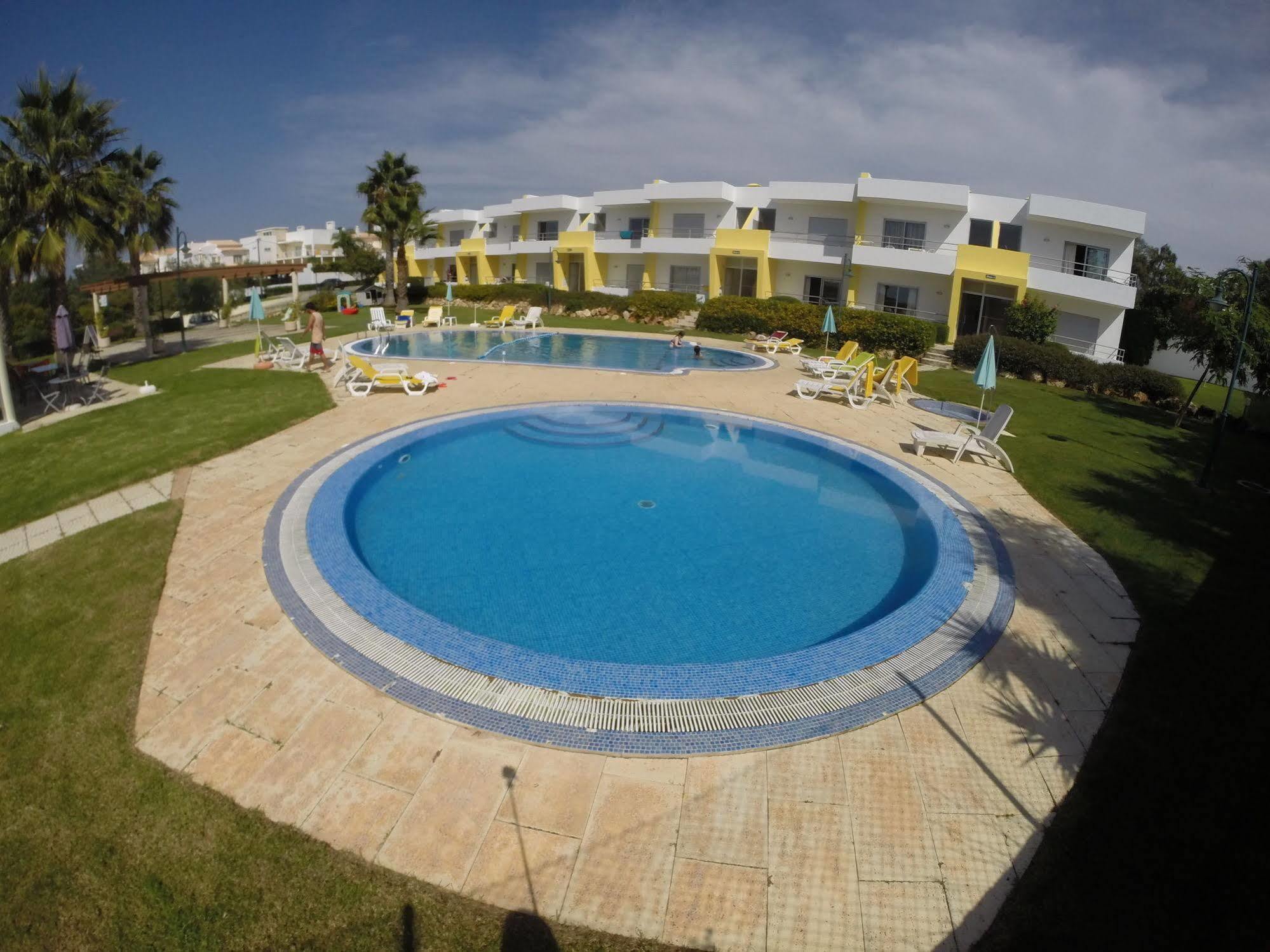 Apartamentos Santa Teresinha Alvor Exterior photo