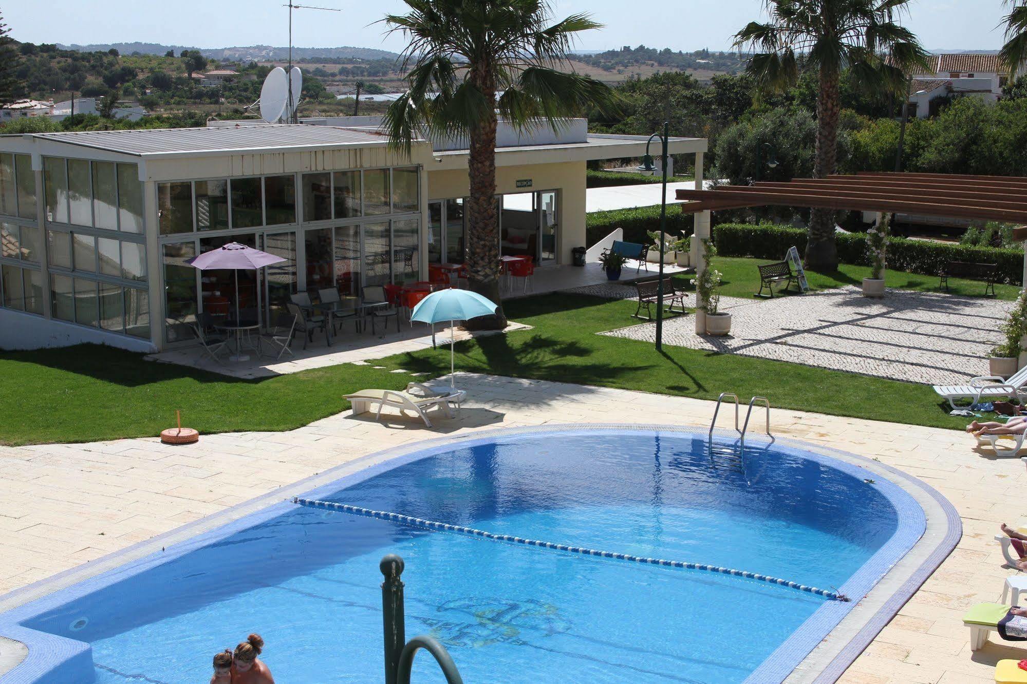 Apartamentos Santa Teresinha Alvor Exterior photo